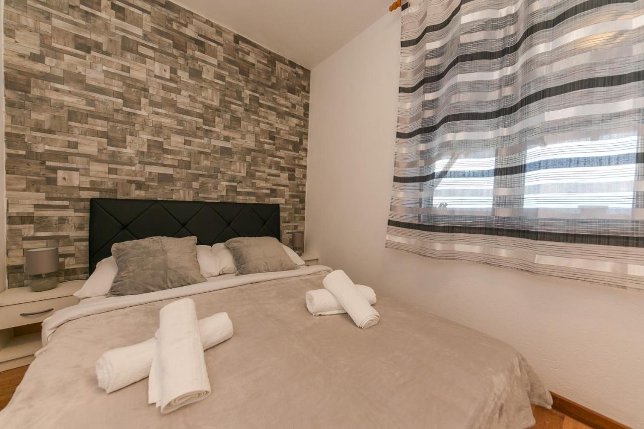 Apartments Vukman Trogir Kültér fotó
